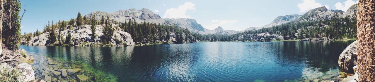 parkingstrange:  seaside-sigh:  browneyedpretty:  Just another lake photo  lesbian