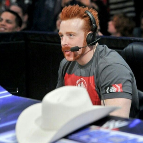 xcreatureofnight:  Sheamus should trade in the headset for the hat. Mmm…an Irish cowboy.