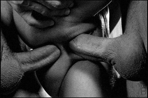 kinkytexascouple:  I bet you’d cum rather quickly, huh babe?