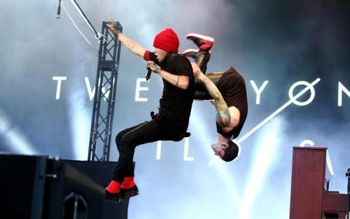 oneanddun: July 26, 2015 || Daebu Island, South Korea @ Ansan Valley Rock Festival