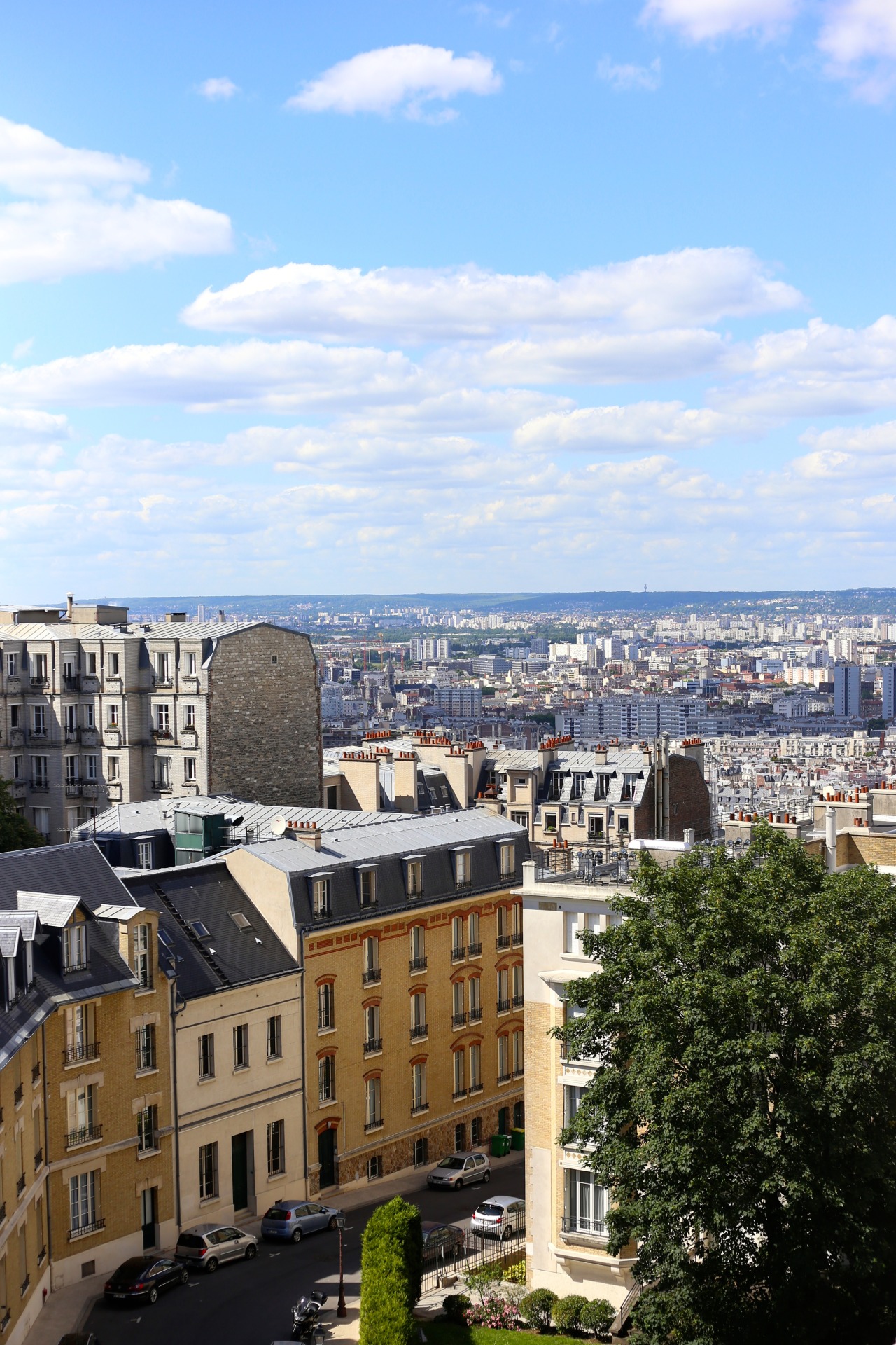 blueperk:  Paris Attraction: Sacré-Cœur, its Dome and Montmartre If there is