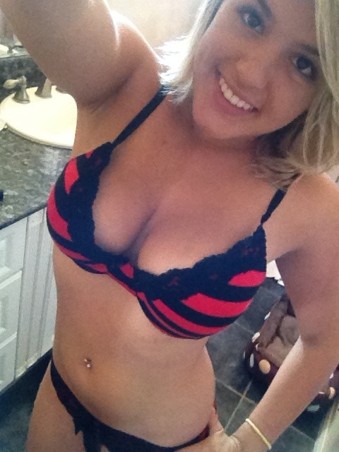 LustlyLauren