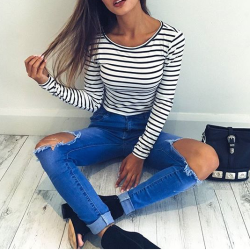 fashionn-enthusiast:  Stripe T-Shirt»  Jeans»   
