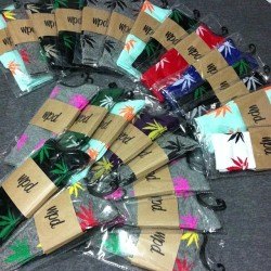 weedporndaily:  So I heard you guys like #weed socks http://ift.tt/1kdPApX