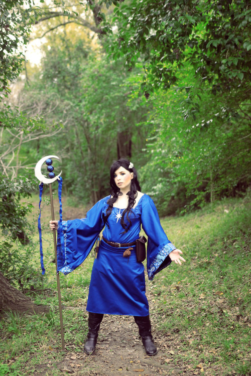 BEHOLD. I cosplayed my D&amp;D character because I think that’s mega extra, so here’s some photos!Th