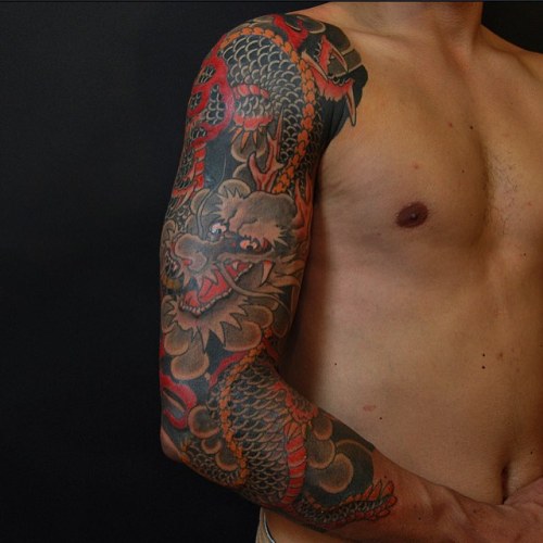 @kirintattoo#kirintattoo #ryu #japanesetattoo #japanesecollective #horihana #curitibatattoo (em Ki