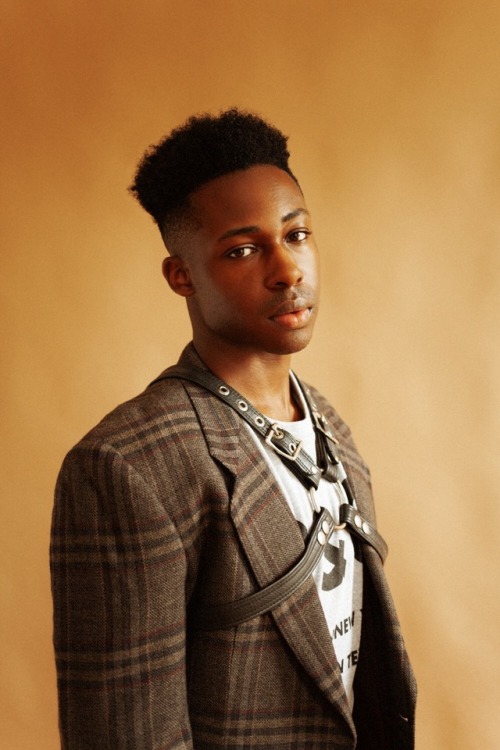 blackfashion:Trust your journey - Styled By: @ranger_up  Photographer: @lucascastropardo  Style Assi