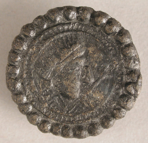 shredsandpatches:met-medieval-art:Badge of Edward II or John the Baptist, Metropolitan Museum of Art