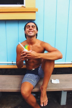 his808life:  Shave ice, home slice!  pc: chloekono