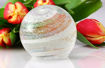 sixpenceee:  Artful Ashes takes the ashes of loved ones and seals them within beautiful