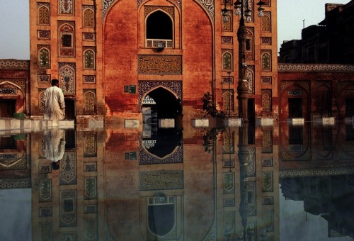 kitab-e-ishq-deactivated2016092: Wazir Khan Masjid, Lahore, Pakistan (x)