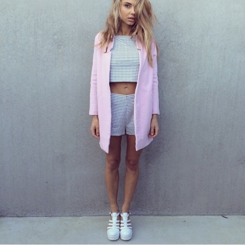 That coat is amazing, I wish pastel pink looked good on me -Street Style