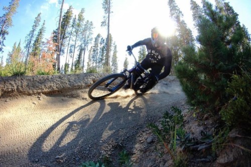 plussizebmx:Where’d you ride this weekend??? (tell us below) @netobmxcobr at @trestlebikepark #downh