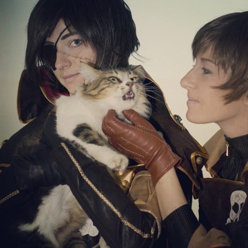 This picture makes me laugh forever! During the photoshoots we came across this lovely cat. Naturaly