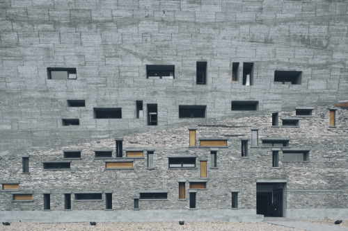 Ningbo Historic Museum Wang Shu / Amateur Architecture Studio