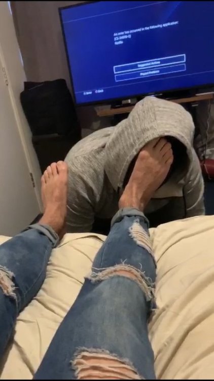 coolnelson92:The Inferno King nice feet