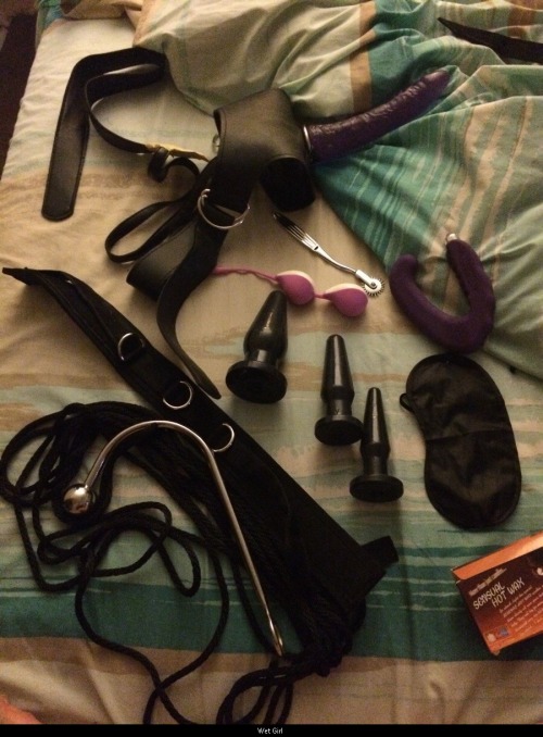 Packing to see my kinky girlfriend who loves painful anal as much as I do. We are celebrating Easter