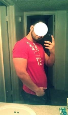 dallasltn35:  ltnguynla:  Hot  This dude is sexie