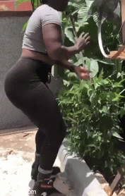 athleticsistas:  memor-somnis:This blog supports dark skin black women. 