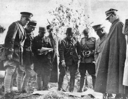 historicaltimes:American, German, French, Polish &amp; Italian observes being briefed by a Japan