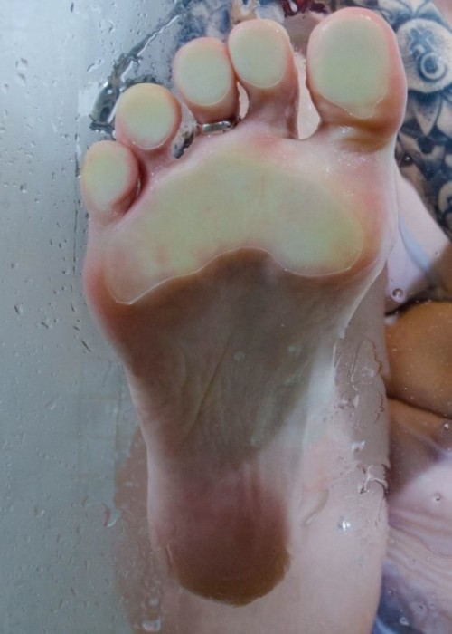 Porn photo feet-feetdom-cum-c.old-cock-teen-peg-perfections.