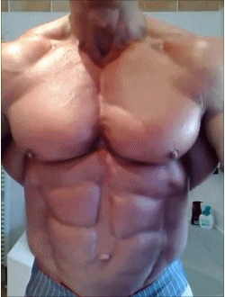 Men muscle nips
