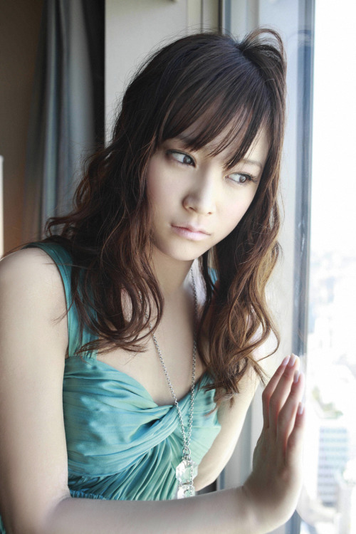 Eri Kamei : 亀井絵里