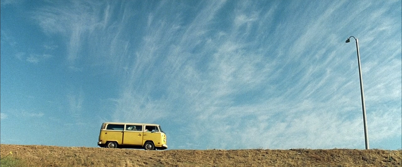 cinemaspam:  10 frames Little Miss Sunshine (2006) Dir, Jonathan Dayton &amp;