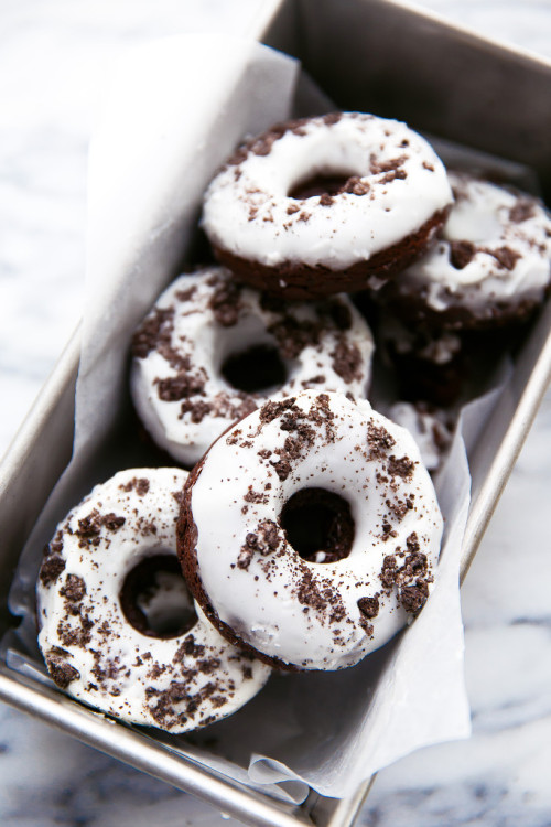 blazepress:  Homemade Oreo donuts.