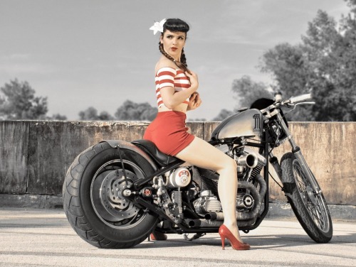 XXX biker-babes:  pin-up-beauties:  .  . photo