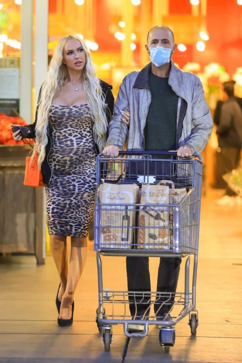 Christine Quinn Steps Out in a Tight Leopard Print DressPregnant ‘Selling Sunset’ star Christine Qui