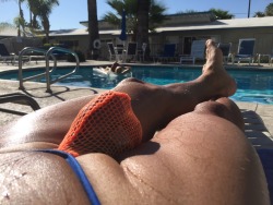 manthongsnstrings:  oceanthong:  Pool side  Catch of the day
