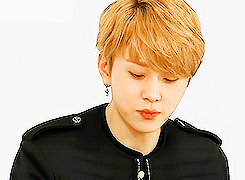 b2st-nes:  Yong Junhyung The Fanning Pro 