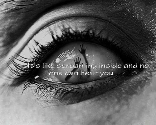 psychotic-torture:  sad black and white blog, I follow back similar 