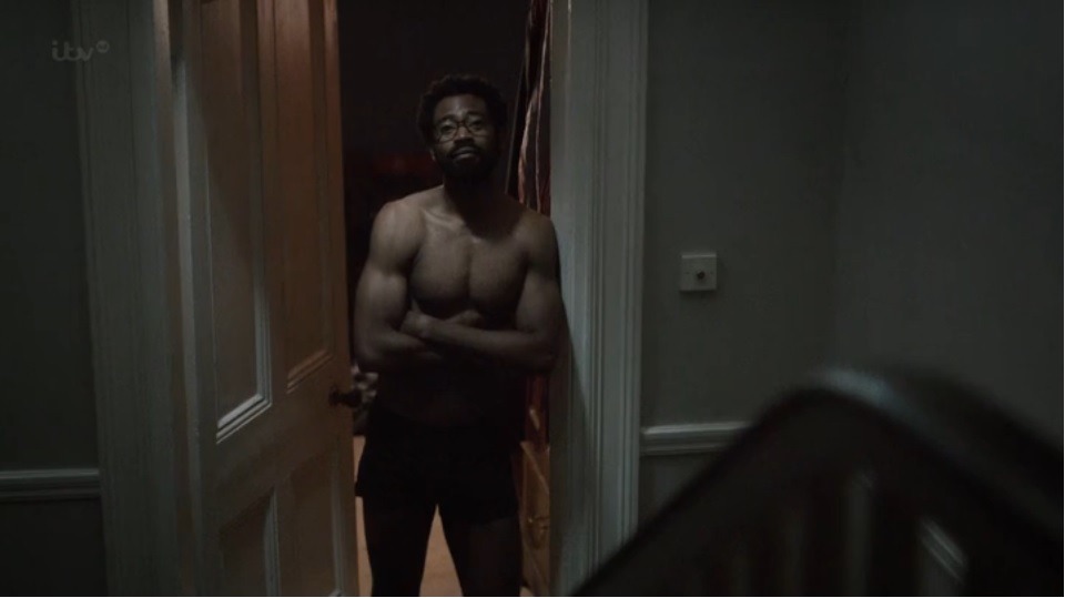 lovemeuntilyourheartbursts:  Nicholas Pinnock Hmmm….Accidental Uk Cutie from Ice