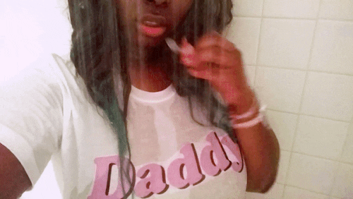 kickintheovaries: hi, i’m shiloh, use my mouth.  don’t delete my captions or i’ll cry.                 ♥ ExtraLunchMoney                  ♥  Spoil Meeee                  ♥  