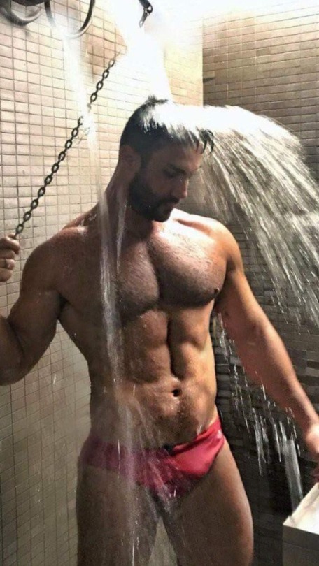 speedocelebration:  