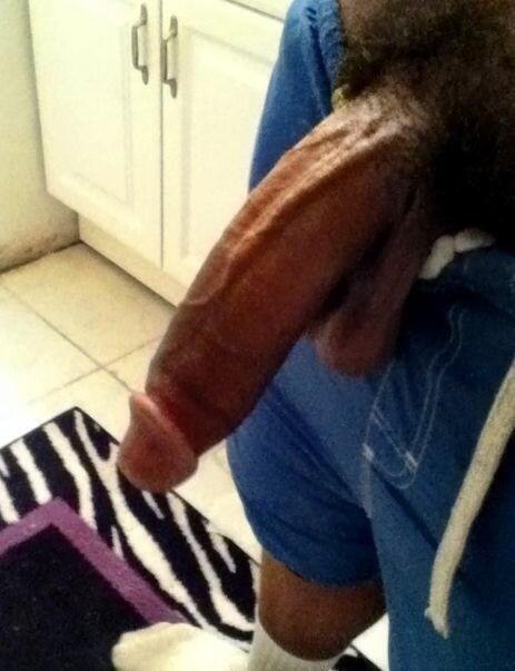 justthedicks:  Woke up to it now its time for lunch