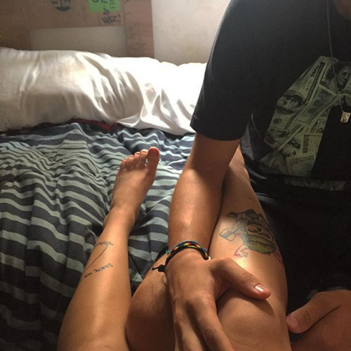 https://lzve.tumblr.com/post/147183842706