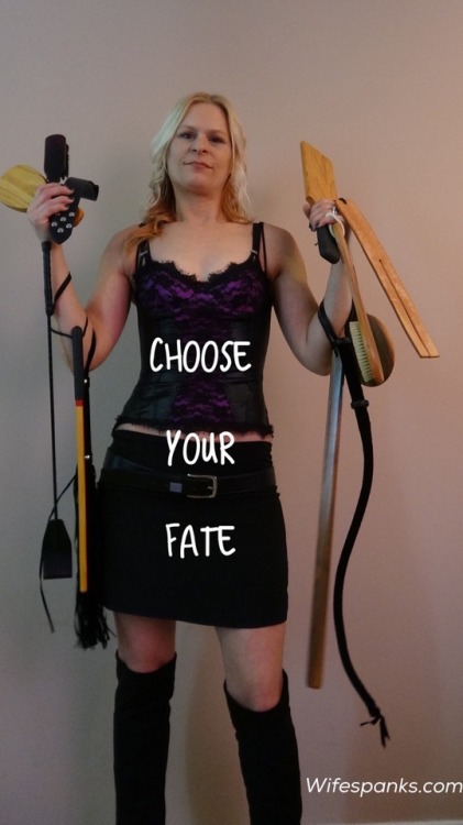 shakerground:Hairbrush!!! I would pick the paddle. I sure as hell wouldn’t pic the cane of the