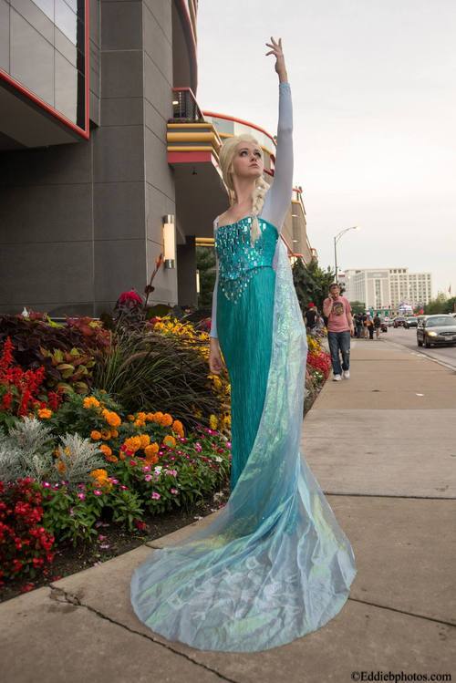 your-cosplay-source:  More here Your Cosplay Source