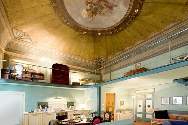 taylor-ruth:  loft on craigslist italy 