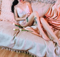 dollyfoxx:  Another behind the scenes photo from my shoot with photographer @lillipore x model @avalonmonet 🌸🐚💫 Avalon is wearing the Fawn Lace Bralette x Crimson High Waist Mesh Panty. Each style is handmade to order in your choice of 4 dreamy
