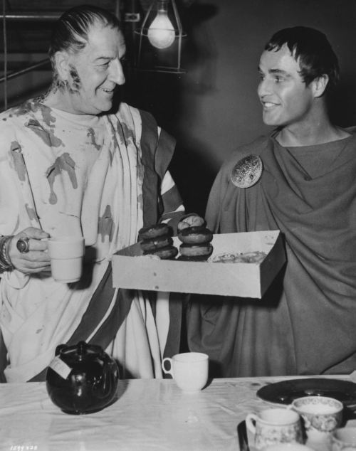 marlonbrando:  Louis Calhern and Marlon Brando on the set of Julius Caesar, 1953.