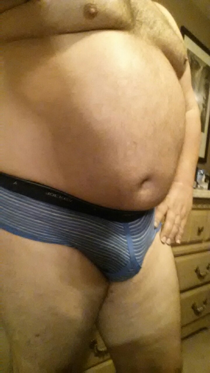 megabaerchen:  kayoshin:  boxermann:  Jockey low rise briefs today  Nice man   Geiler
