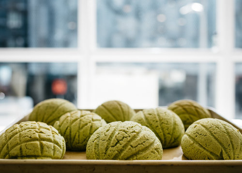 sweetoothgirl: Matcha Melon Pan (Japanese Sweet Bread Buns)