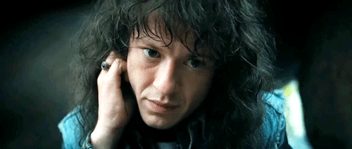 Can Someone Suggest To The Powers That Be That An Audio Book Of The Hobbit Read By Joseph Quinn As Eddie