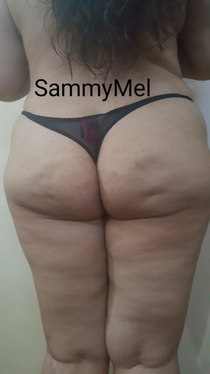 sammyjnn:Comments or Reblog if you likeI wanna fuck this ass