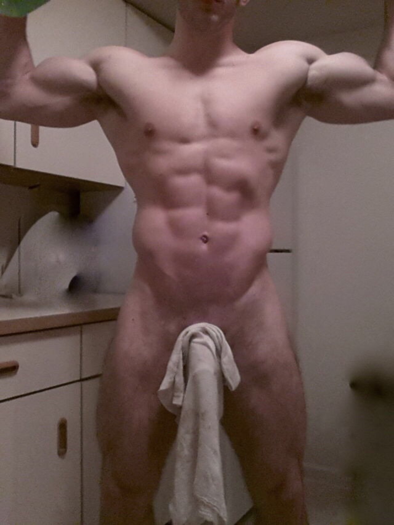 xxvideosxx:  fb4now:  Bill Reilich (aka Nick “The Gardener”) nude selfie photos