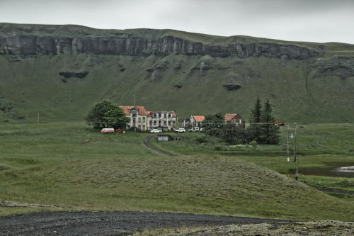 ohverytired:  Abandoned houses in rural Iceland  